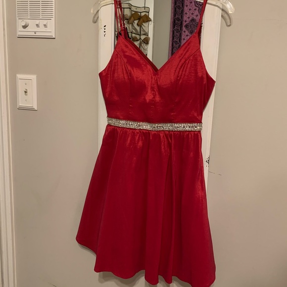 ❤️BEAUTIFUL HOMECOMING DRESS❤️ - Picture 1 of 7